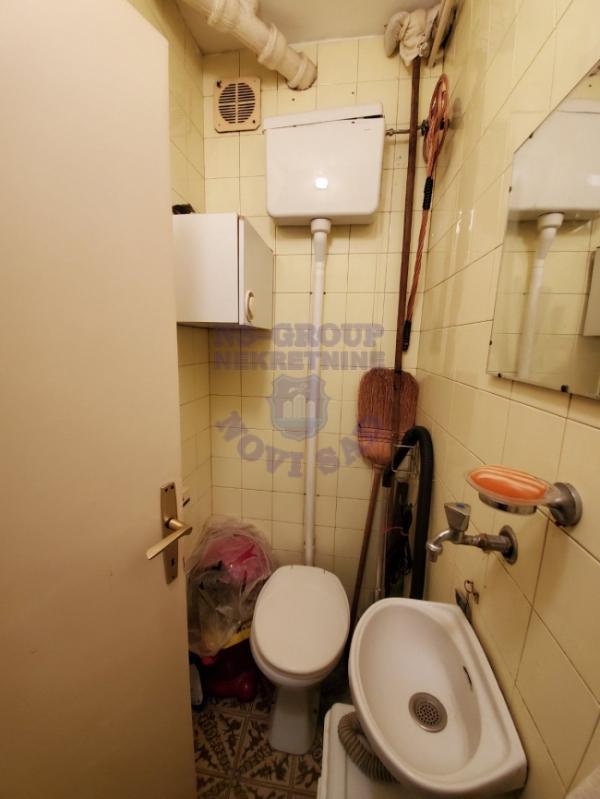 Slika 9 - Troiposoban, 96m2, Novi Sad, Žarka Vasiljevića 3 Novi Sad, sa terasom, ima lift